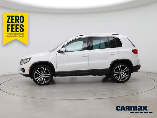White 2017 Volkswagen Tiguan SEL