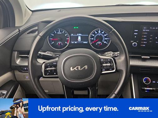 2024 Kia Carnival LX Seat Package