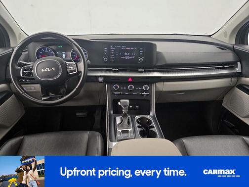 2024 Kia Carnival LX Seat Package
