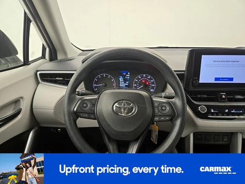 White 2023 Toyota Corolla Cross L