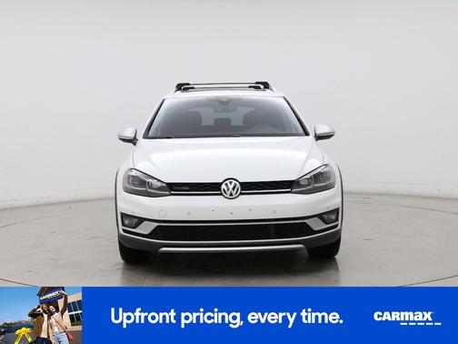 White 2019 Volkswagen Golf Alltrack SEL