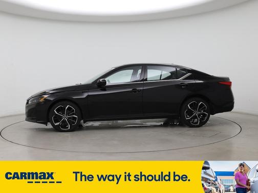 2023 Nissan Altima SR