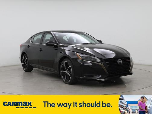 2023 Nissan Altima SR