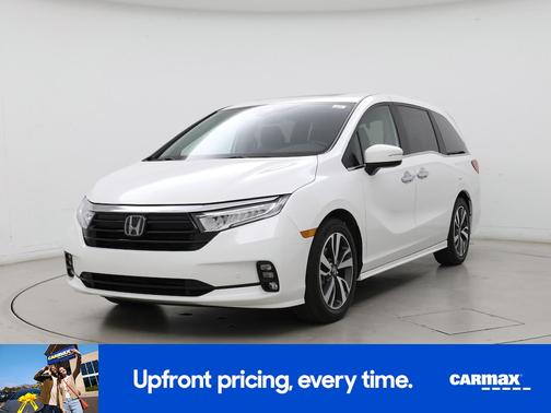 White 2023 Honda Odyssey Touring