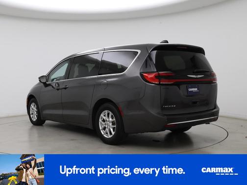 Gray 2023 Chrysler Pacifica Touring L