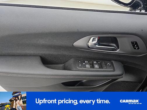 Black 2025 Chrysler Pacifica Select