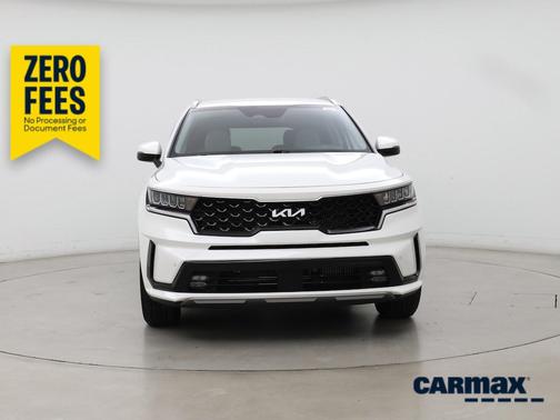 White 2023 Kia Sorento Hybrid EX