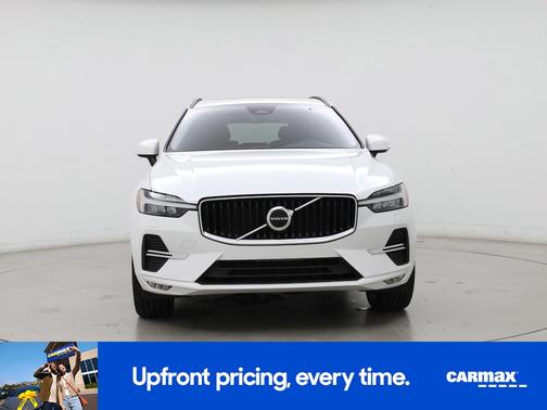 White 2022 Volvo XC60 B5 Momentum