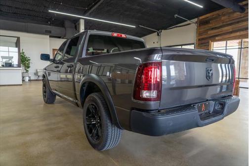 2024 RAM 1500 Classic Warlock Crew Cab 4x2 5'7' Box