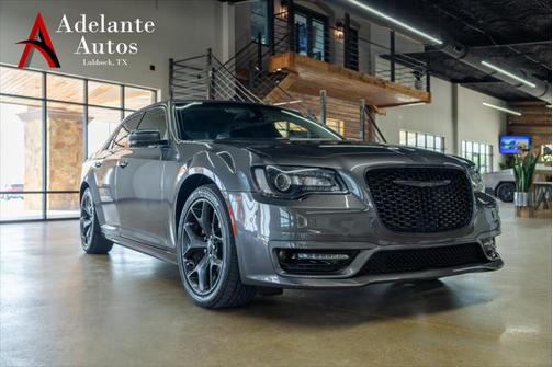 2021 Chrysler 300 Touring