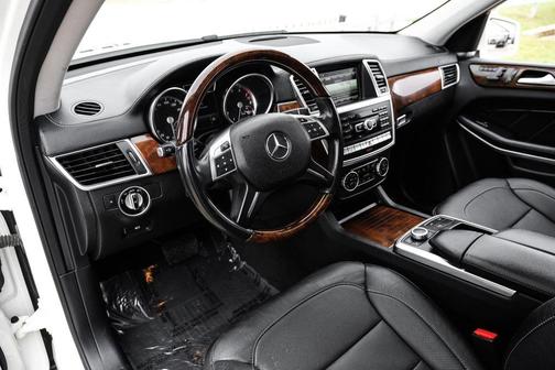 Diamond White 2015 Mercedes-Benz GL-Class 4MATIC