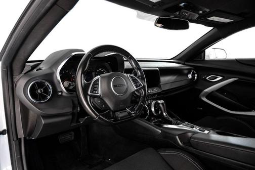 2022 Chevrolet Camaro RWD Coupe LT1