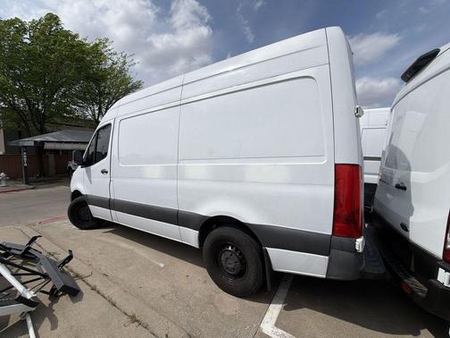 2020 Mercedes-Benz Sprinter 2500 Standard Roof