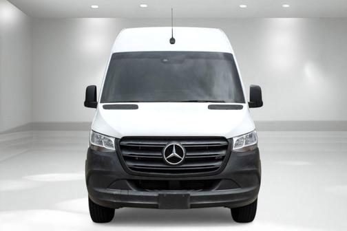 Arctic White 2020 Mercedes-Benz Sprinter 2500 Standard Roof