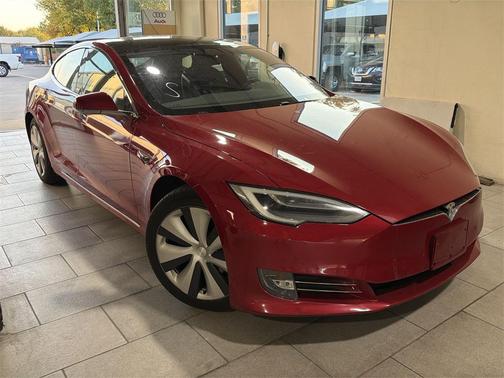 2021 Tesla Model S Long Range