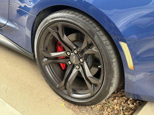 Riverside Blue Metallic 2020 Chevrolet Camaro 1SS