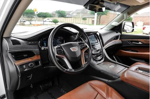 2018 Cadillac Escalade Premium Luxury