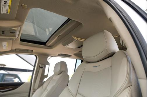 2019 Cadillac Escalade ESV Premium Luxury