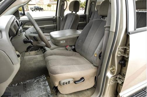 2004 Dodge Ram 2500 SLT Quad Cab
