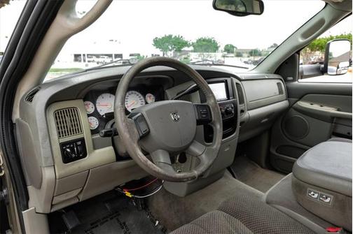 2004 Dodge Ram 2500 SLT Quad Cab