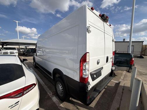 2025 RAM ProMaster 2500 Tradesman