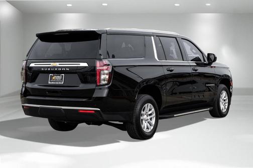 2023 Chevrolet Suburban LS