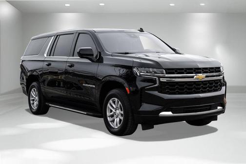 2023 Chevrolet Suburban LS