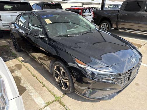 Onyx Black 2023 Hyundai ELANTRA Limited