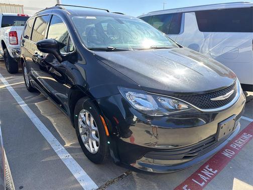 2020 Chrysler Voyager LXI
