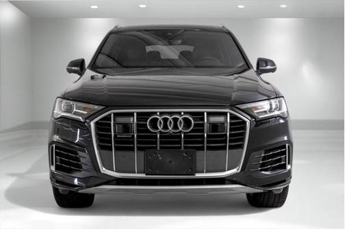 2022 Audi Q7 55 Premium Plus