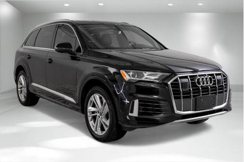 2022 Audi Q7 55 Premium Plus