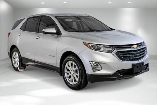 Silver Ice Metallic 2019 Chevrolet Equinox 1LT