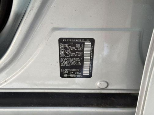 Brilliant Silver Metallic 2021 Nissan Armada SV 4WD