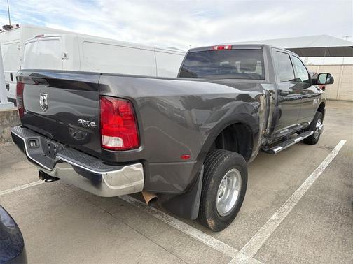 2018 RAM 3500 Tradesman Crew Cab 4x4 8' Box