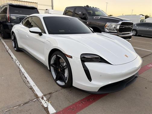 2022 Porsche Taycan Base