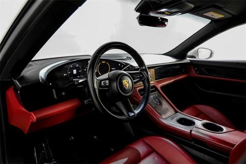 2022 Porsche Taycan Base