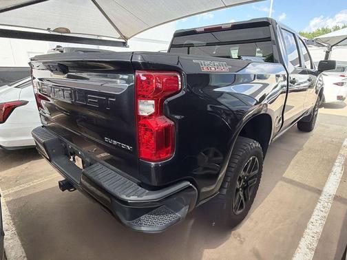 Dark Ash Metallic 2023 Chevrolet Silverado 1500 Custom Trail Boss