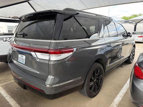 CHROME CAVIAR DARK GRAY MET 2022 Lincoln Navigator Black Label