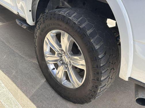 STAR WHITE METALLIC TRI-COAT 2020 Ford F-150 Platinum
