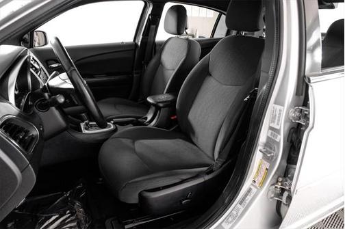 2011 Chrysler 200 Touring