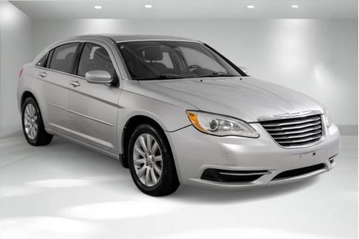 2011 Chrysler 200 Touring