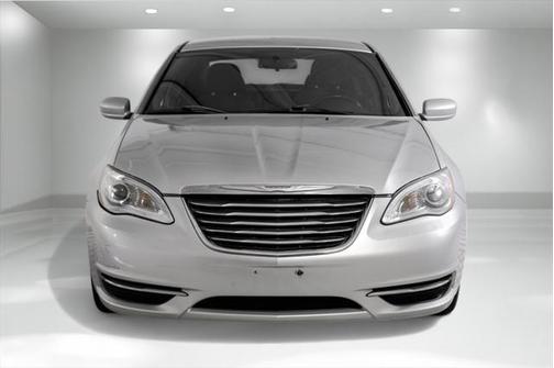2011 Chrysler 200 Touring