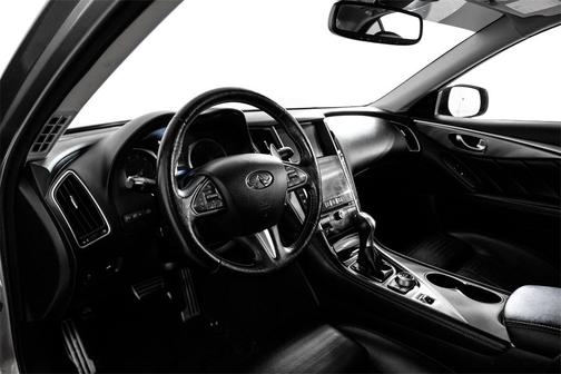 2016 INFINITI Q50 3.0t RED SPORT 400