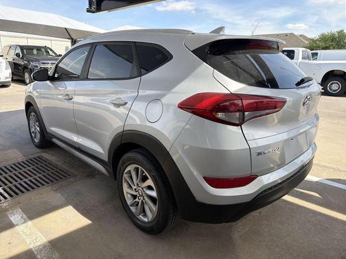 Molten Silver 2018 Hyundai TUCSON SEL