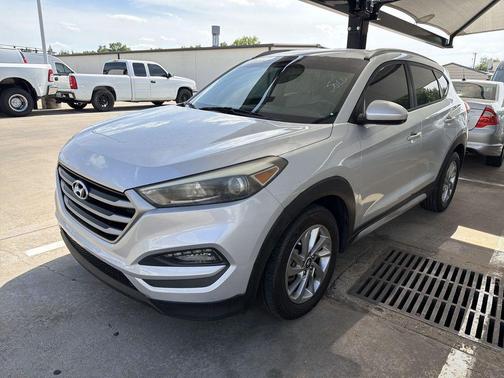 Molten Silver 2018 Hyundai TUCSON SEL