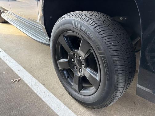 2020 Chevrolet Suburban LT