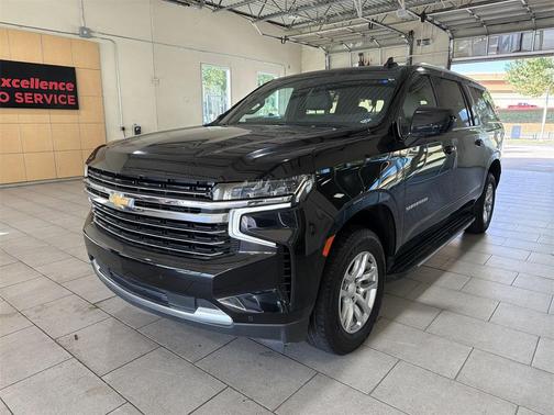 2022 Chevrolet Suburban LT