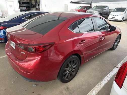 2018 Mazda Mazda3 Touring