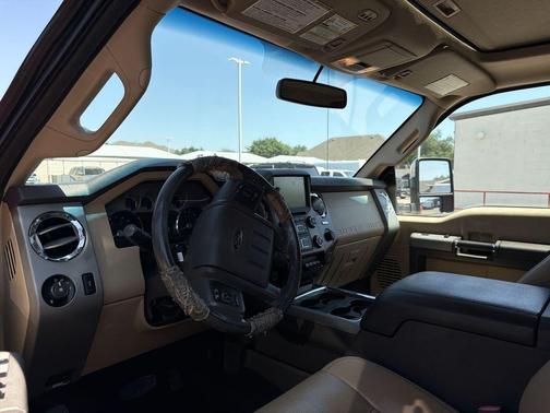 RACE RED 2016 Ford F-350 Lariat
