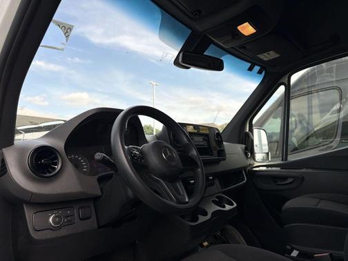 Arctic White 2023 Mercedes-Benz Sprinter 2500 High Roof